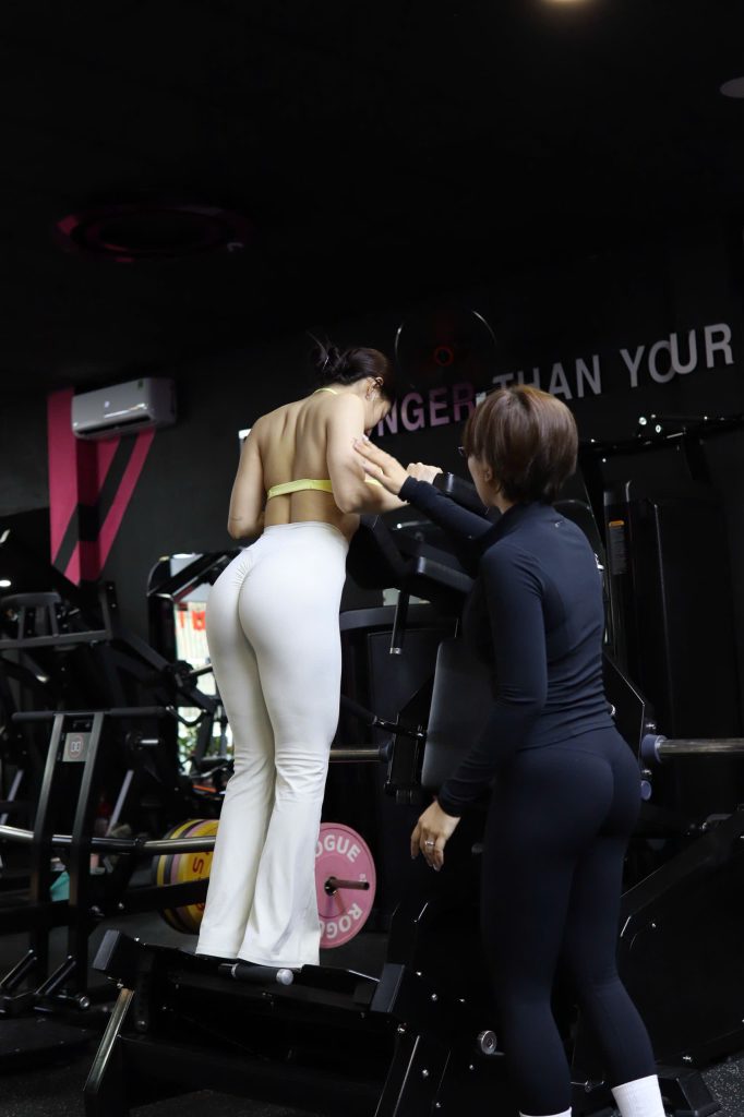 Con gái tập gym có bị đô không? Tìm hiểu sự thật về tập gym nữ, cách tập giúp thon gọn, săn chắc và cải thiện vóc dáng hiệu quả tại MS.PI Women Fitness.